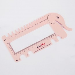 Линейка KnitPro Слон для спиц и крючков с резаком для нити розовая
